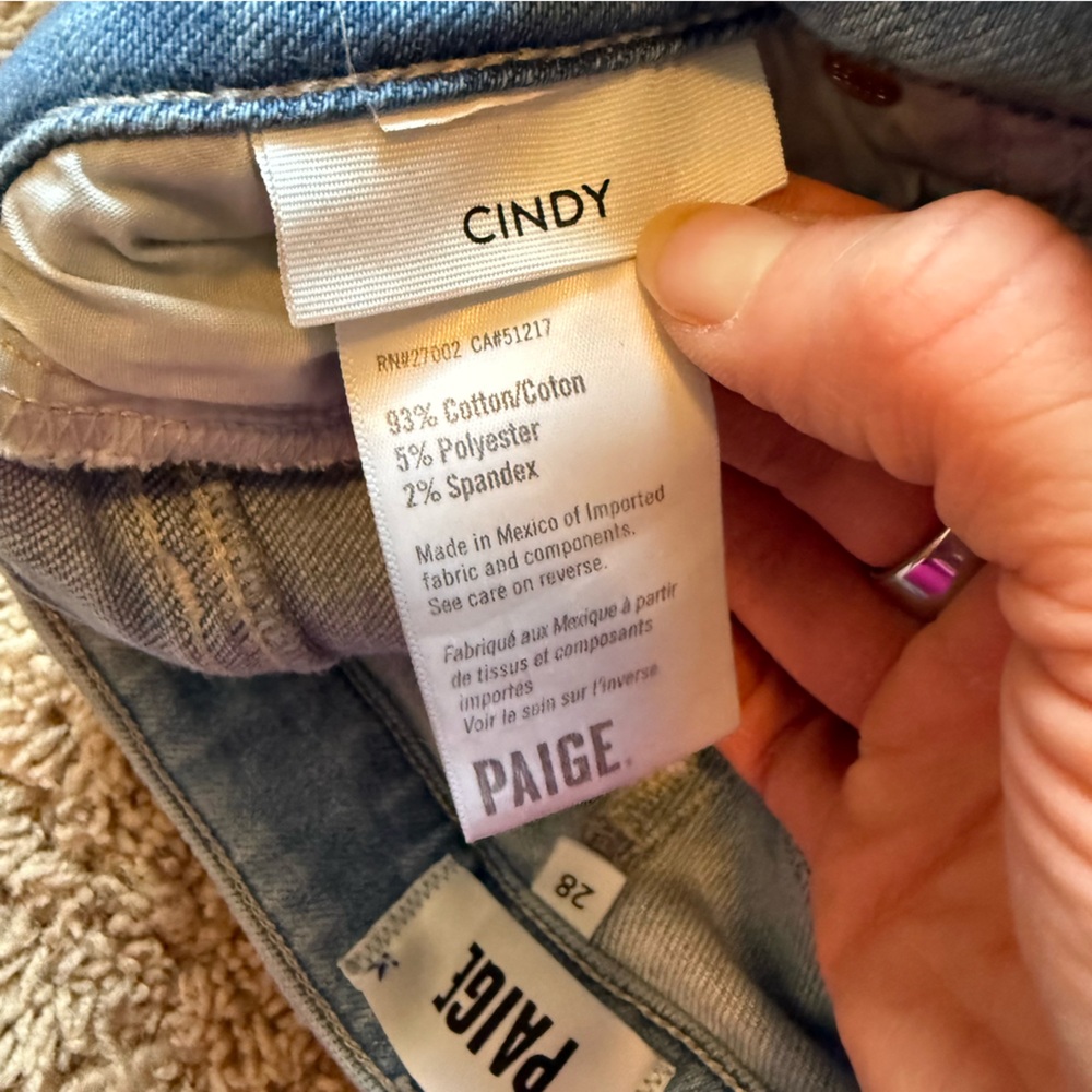 PAIGE cindy raw hem jeans - Picture 8 of 9